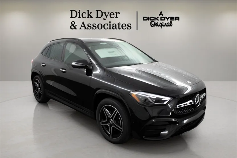 2025 Mercedes Benz GLA 250 photo 1