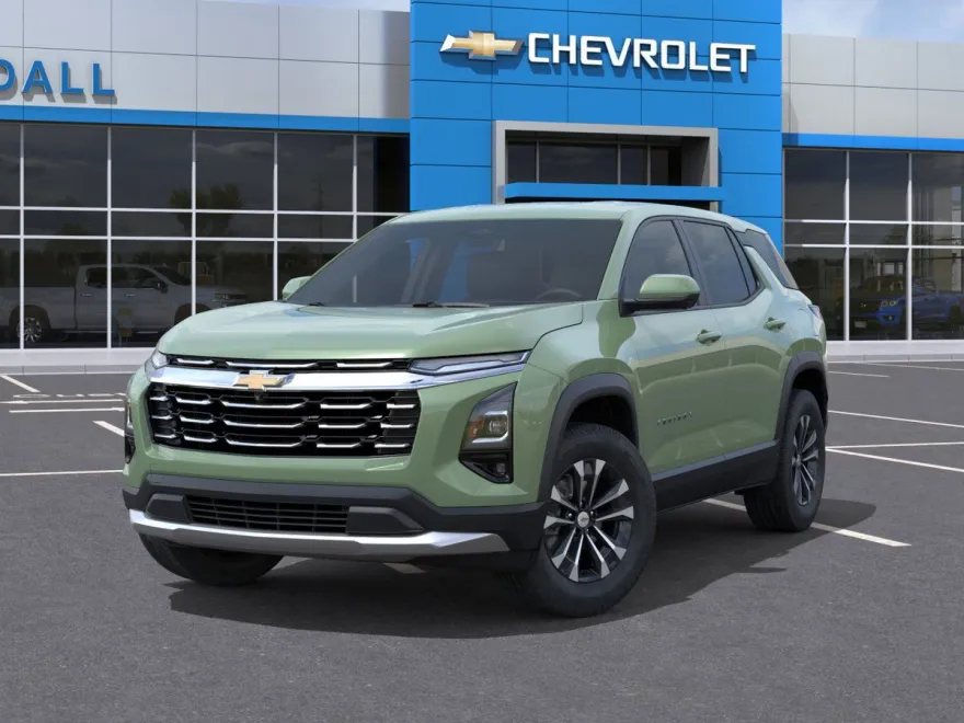 2026 Chevrolet Equinox LT photo 1