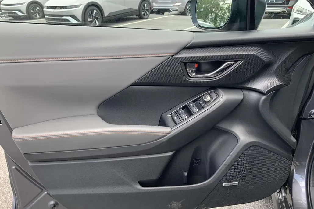 2025 Subaru Crosstrek Limited photo 1