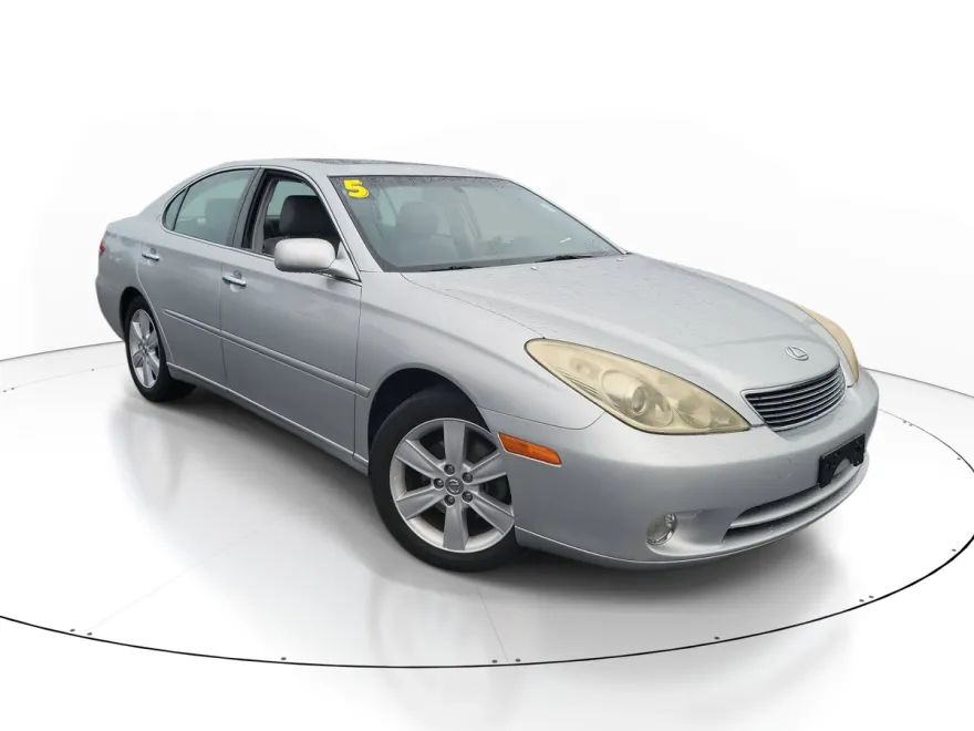 2005 Lexus ES 330 Base photo 1