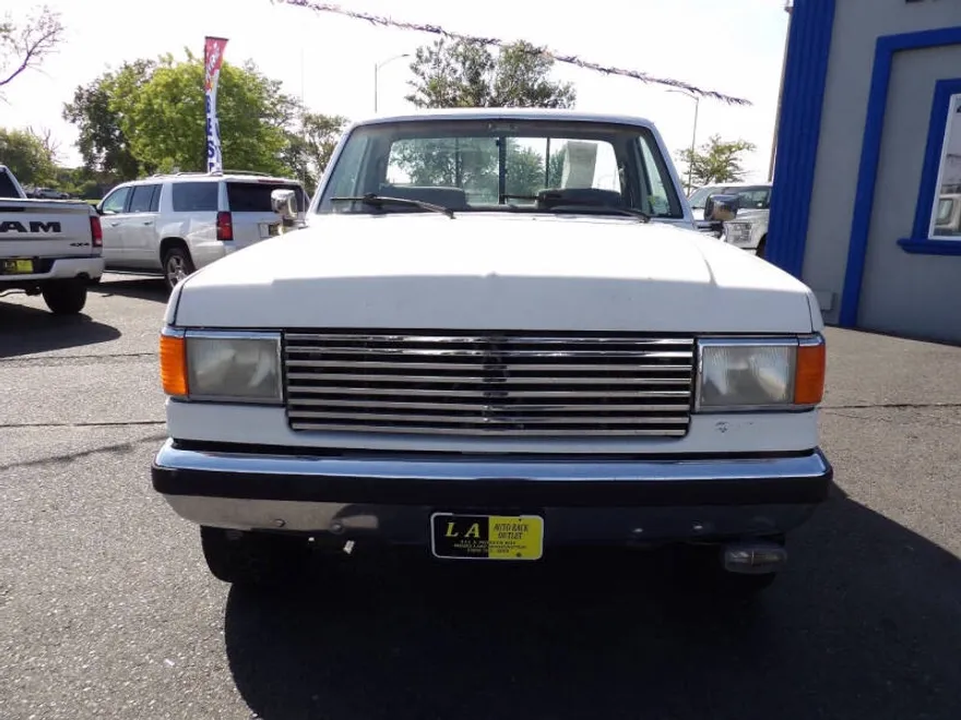 1987 Ford F-250 photo 1