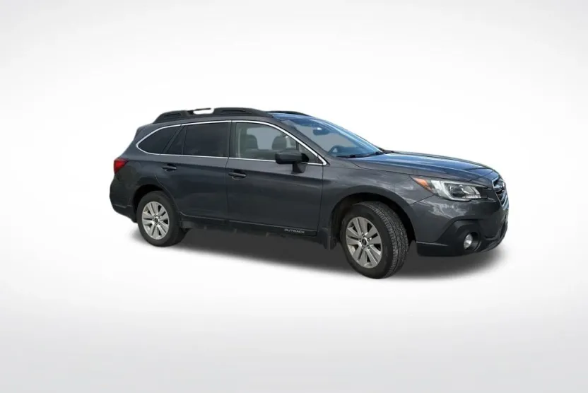 2019 Subaru Outback 2.5i Premium photo 1