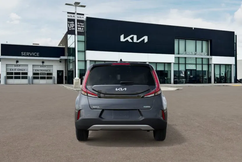 2025 Kia Soul EX photo 1