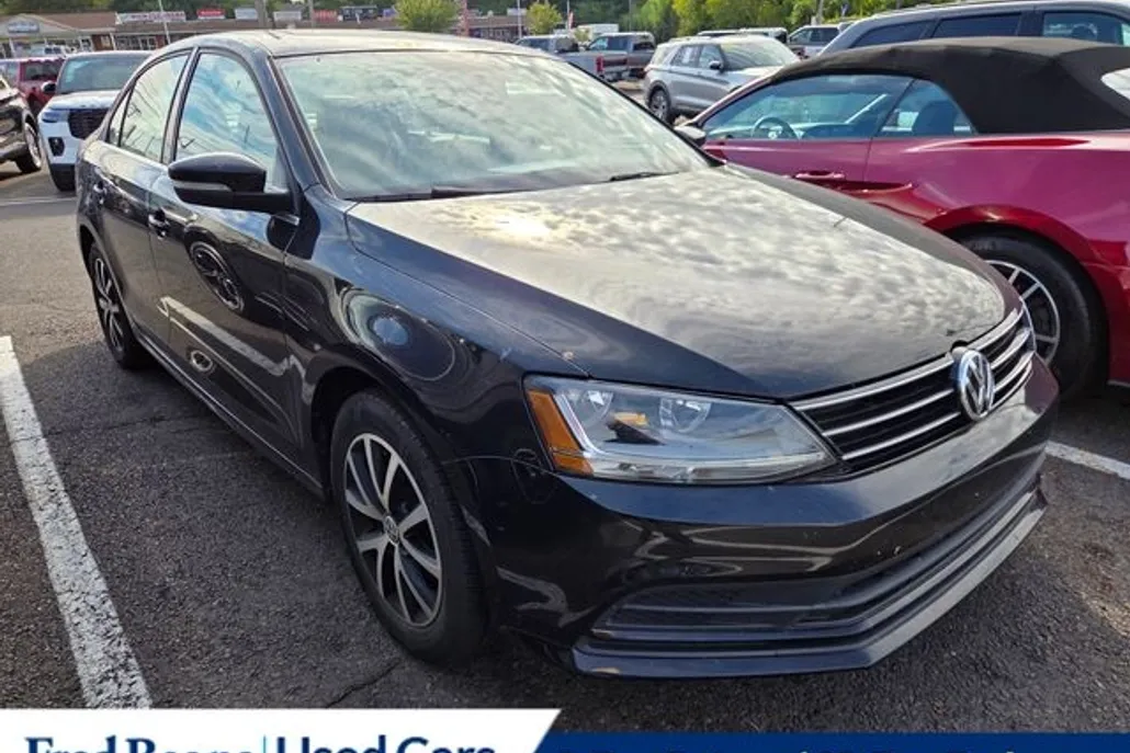 2017 Volkswagen Jetta 1.4T SE photo 1