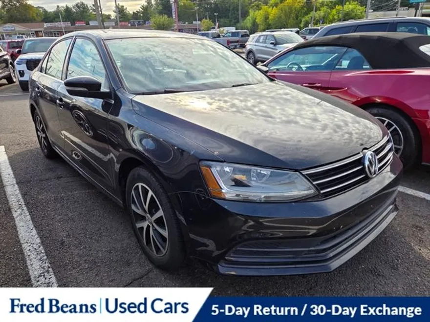 2017 Volkswagen Jetta 1.4T SE photo 1