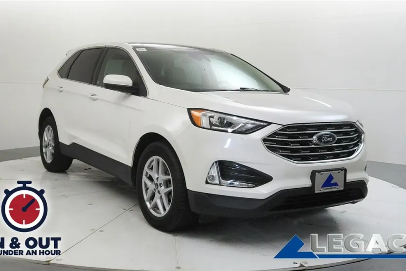 2021 Ford Edge SEL photo 1