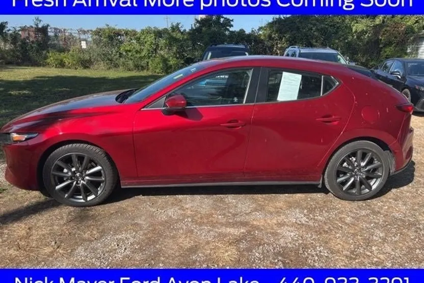 2023 Mazda Mazda3 2.5 s Preferred photo 1