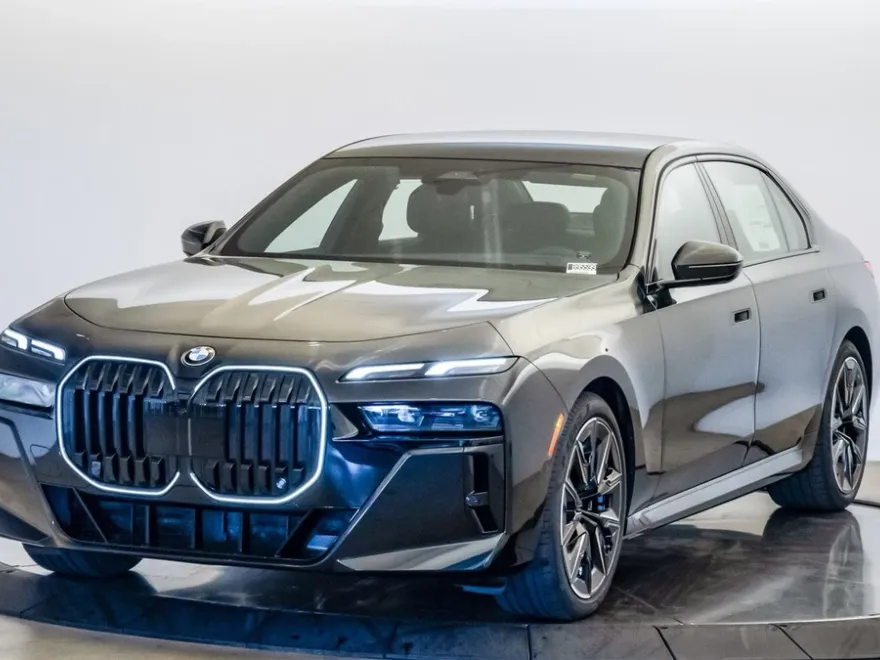 2026 Bmw 740i photo 1