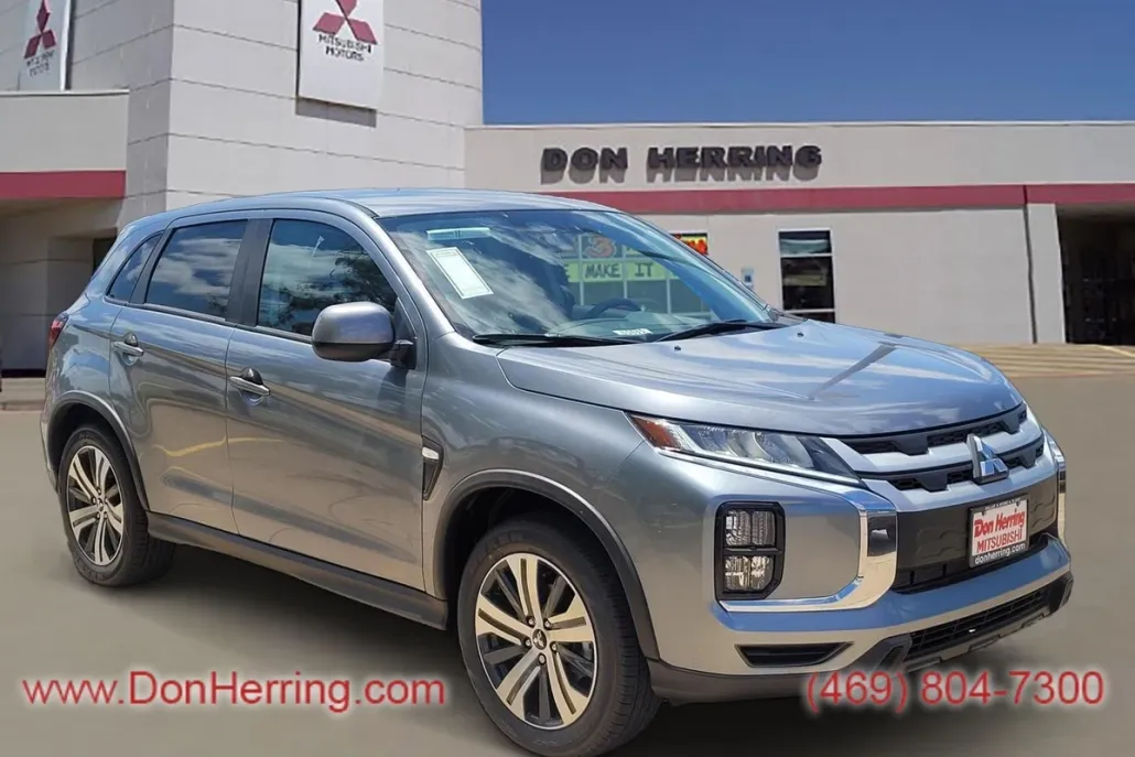 2024 Mitsubishi Outlander Sport ES photo 1