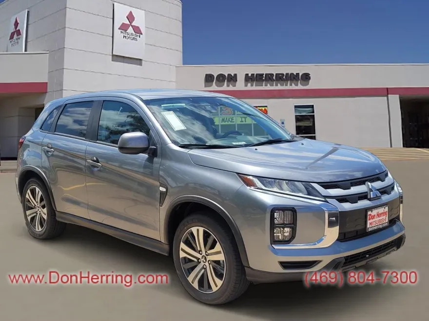 2024 Mitsubishi Outlander Sport ES photo 1