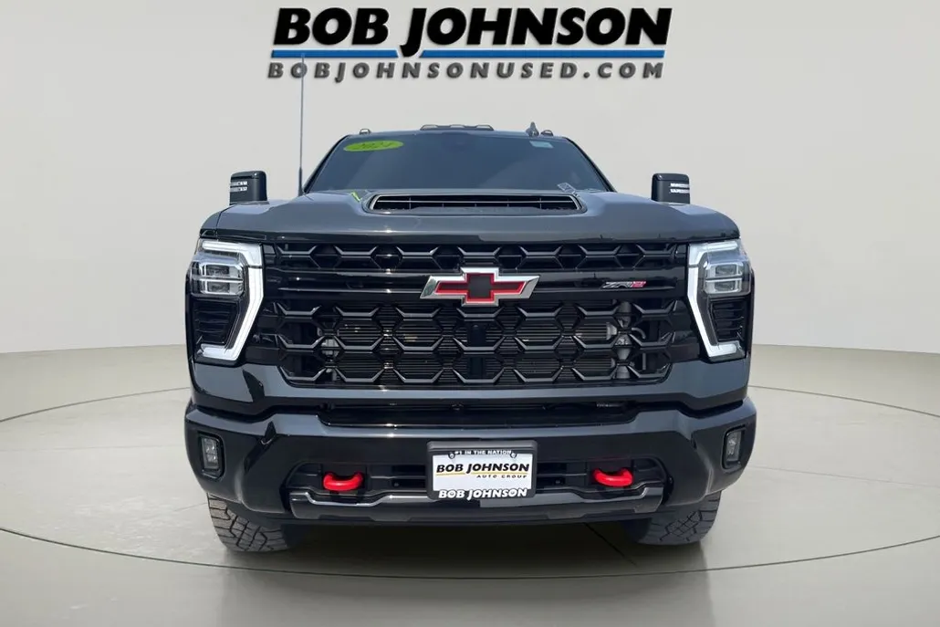 2024 Chevrolet Silverado 2500HD ZR2 photo 1