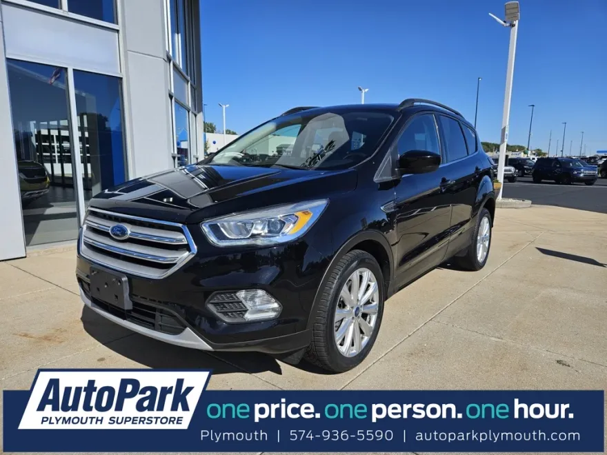 2019 Ford Escape SEL photo 1
