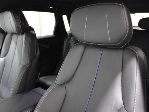 2025 Cadillac Lyriq Sport photo 4