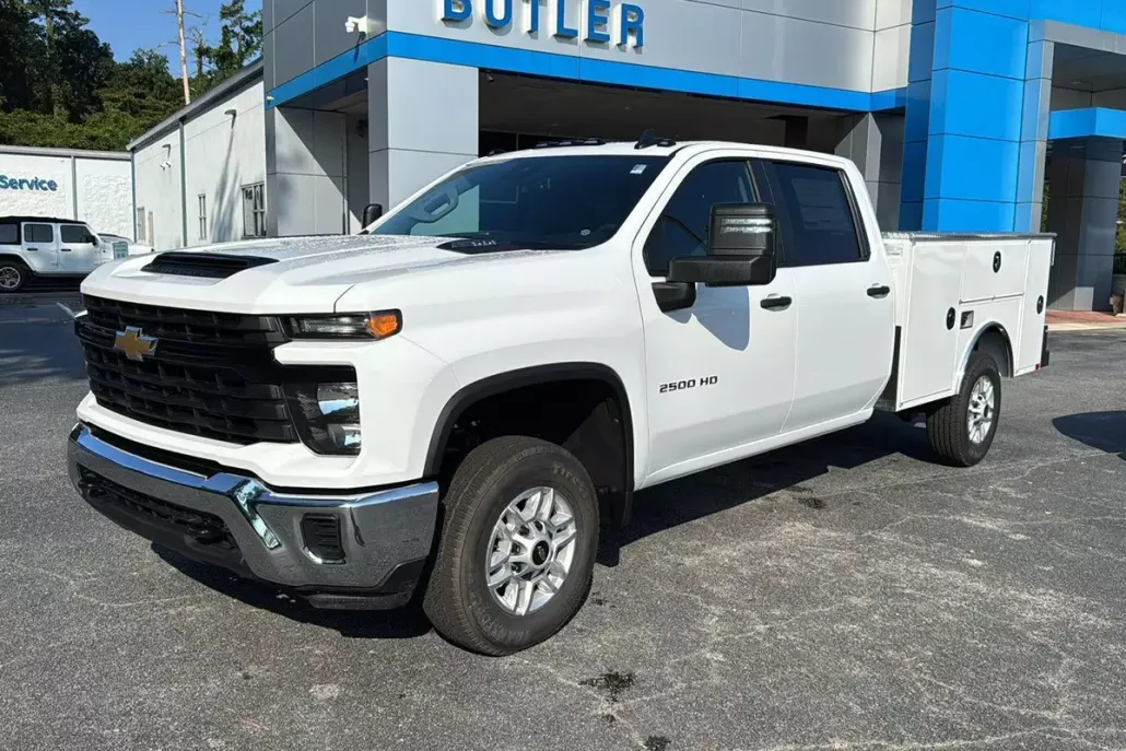 2025 Chevrolet Silverado 2500HD photo 1