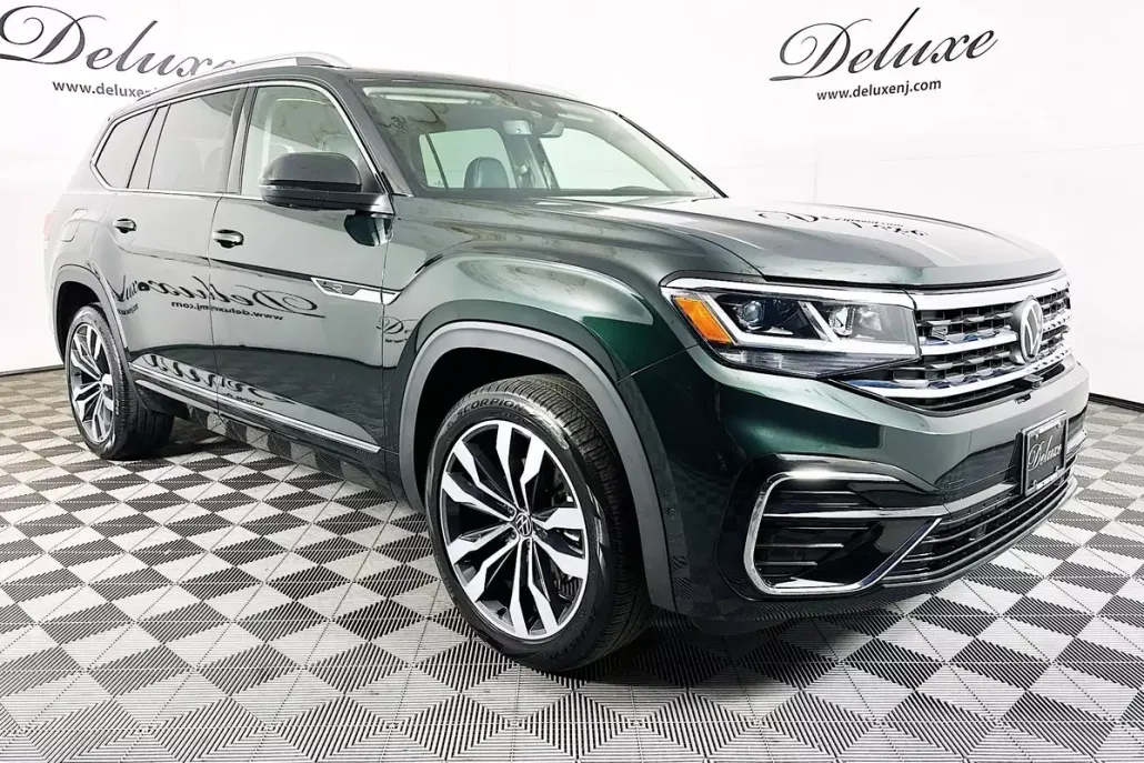 2022 Volkswagen Atlas SEL Premium R-Line photo 1