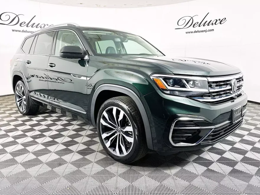 2022 Volkswagen Atlas SEL Premium R-Line photo 1