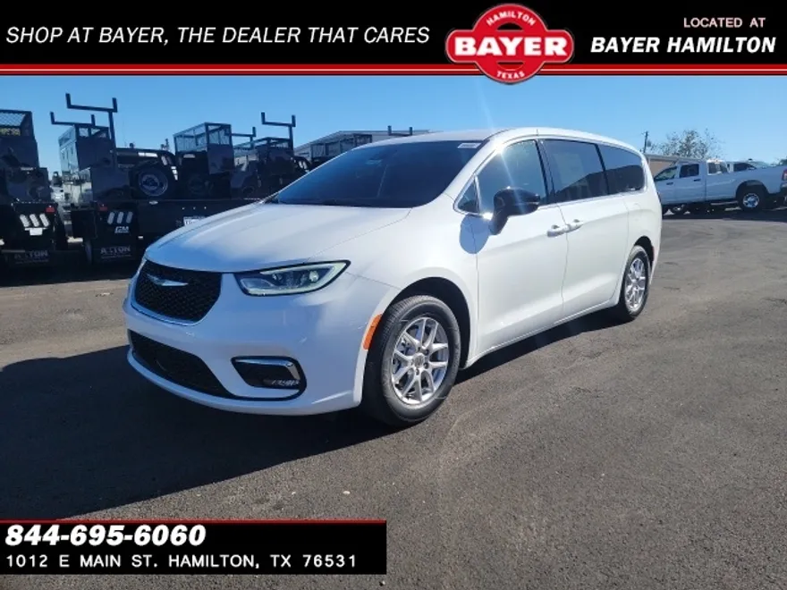 2025 Chrysler Pacifica photo 1