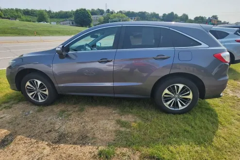 2018 Acura RDX Advance photo 2