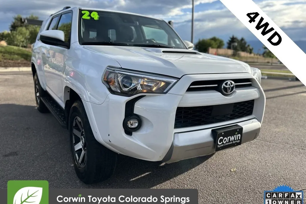 2024 Toyota 4Runner TRD photo 1