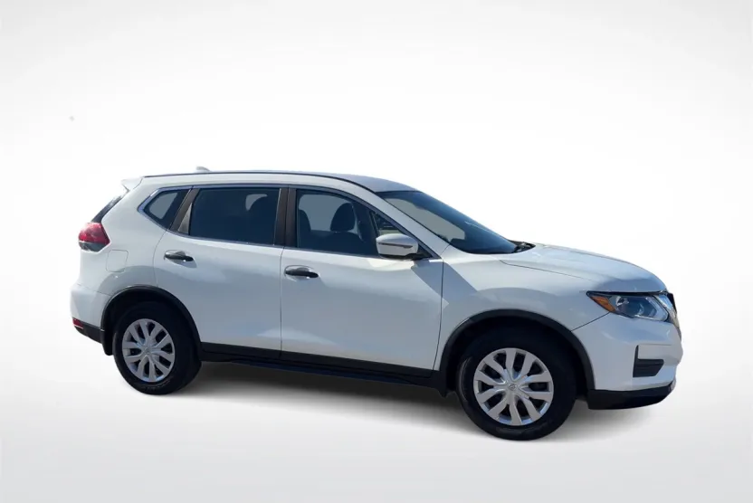 2019 Nissan Rogue S photo 1