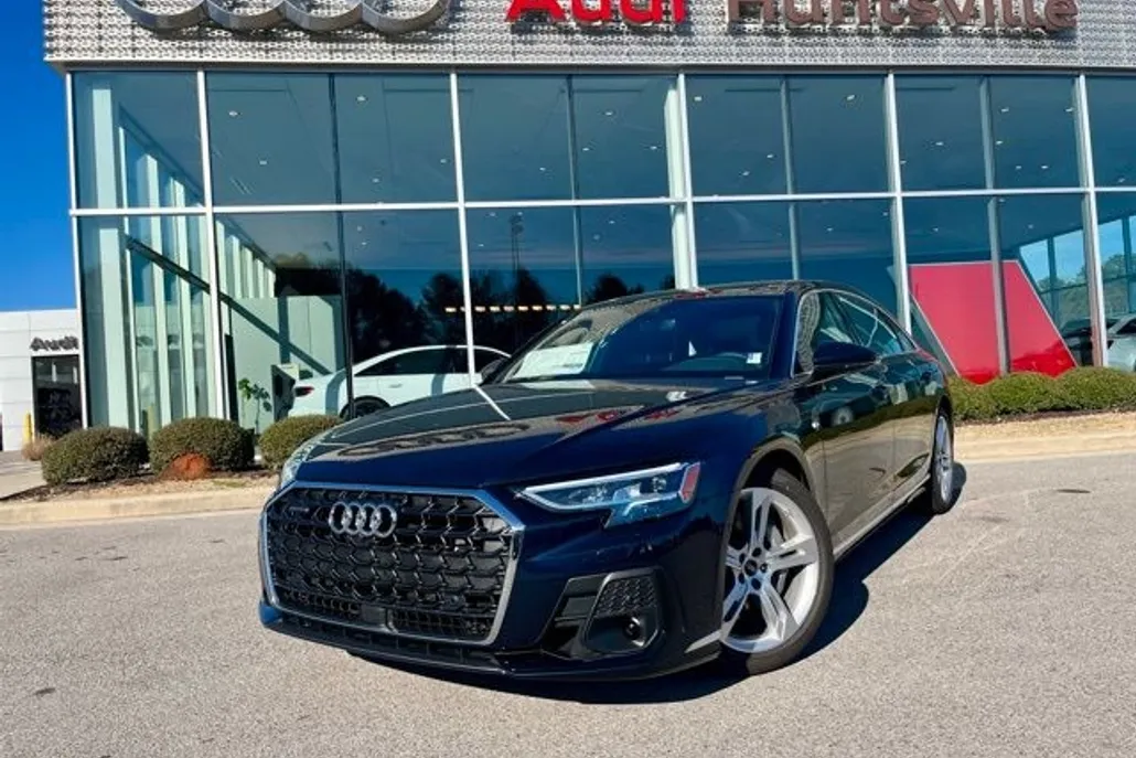 2025 Audi A8 L 55 photo 1
