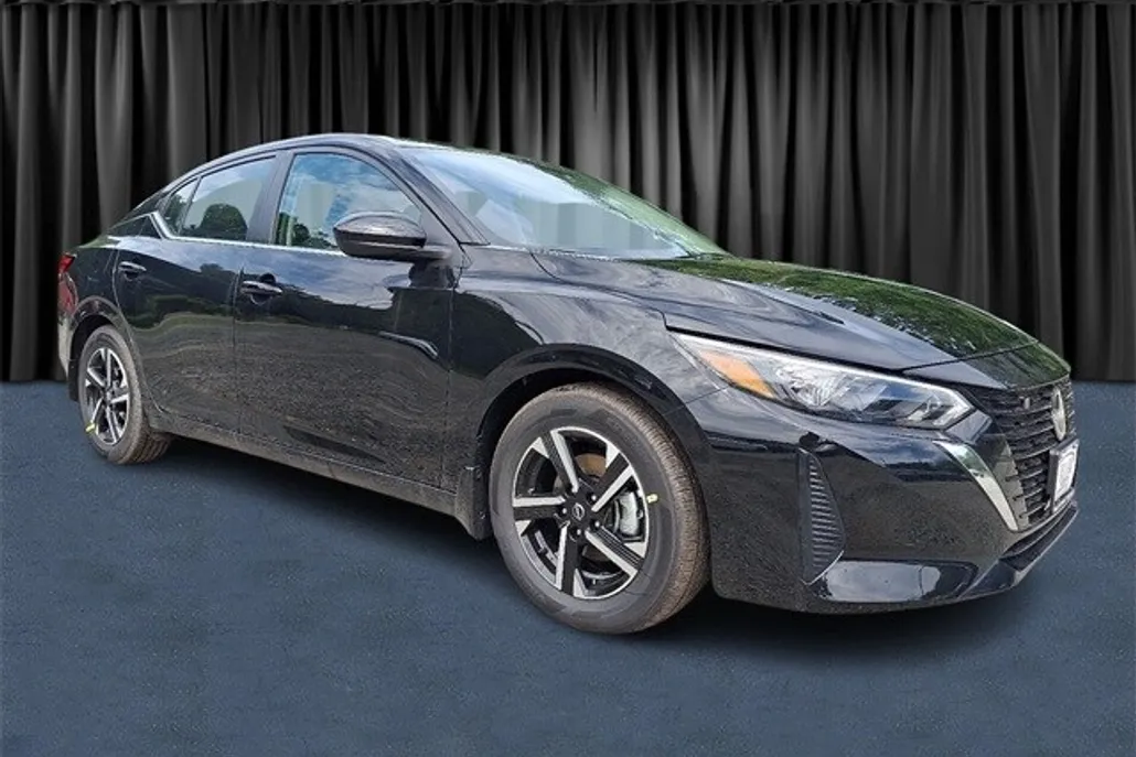 2025 Nissan Sentra SV photo 1