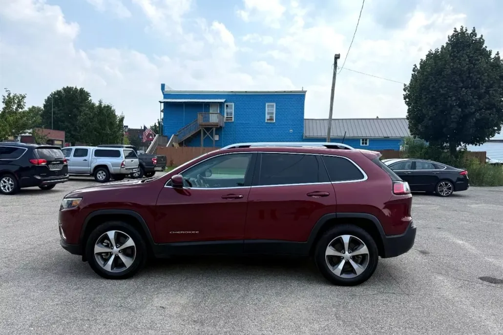 2021 Jeep Cherokee Limited photo 1