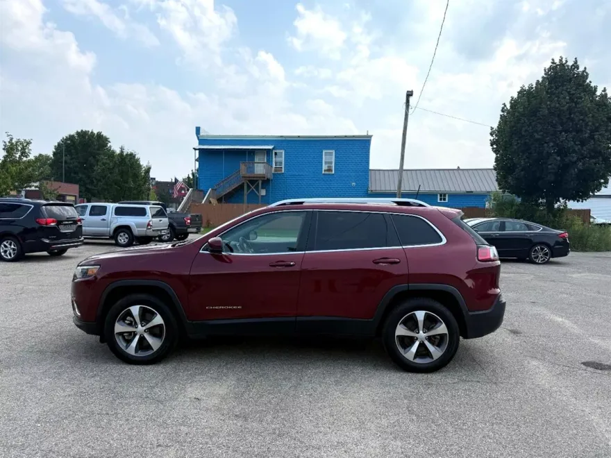 2021 Jeep Cherokee Limited photo 1