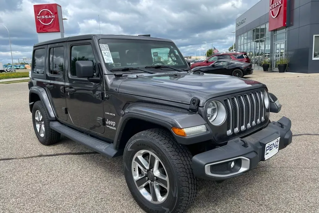 2018 Jeep Wrangler Unlimited Sahara photo 1