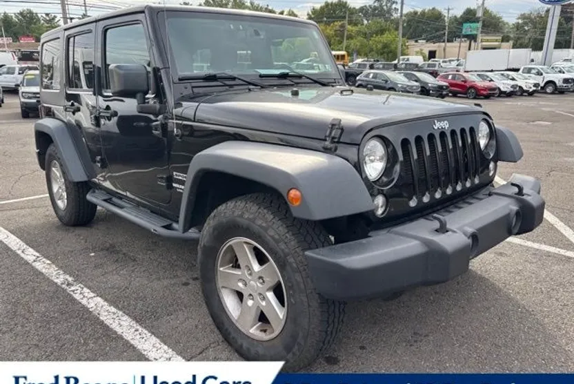 2016 Jeep Wrangler Unlimited Sport photo 1