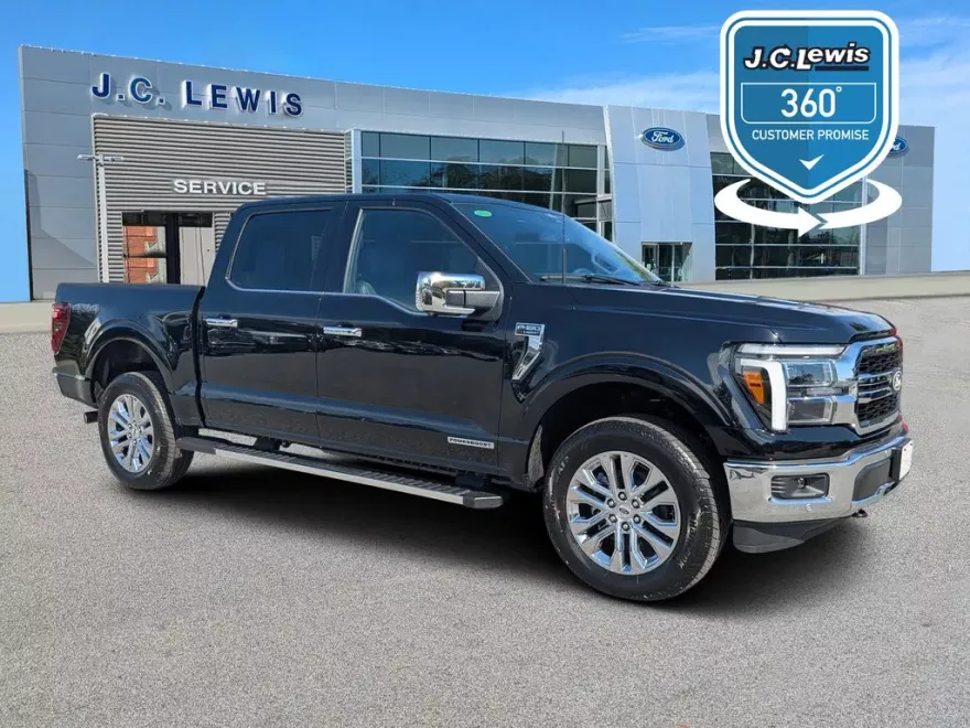 2025 Ford F-150 Lariat photo 1