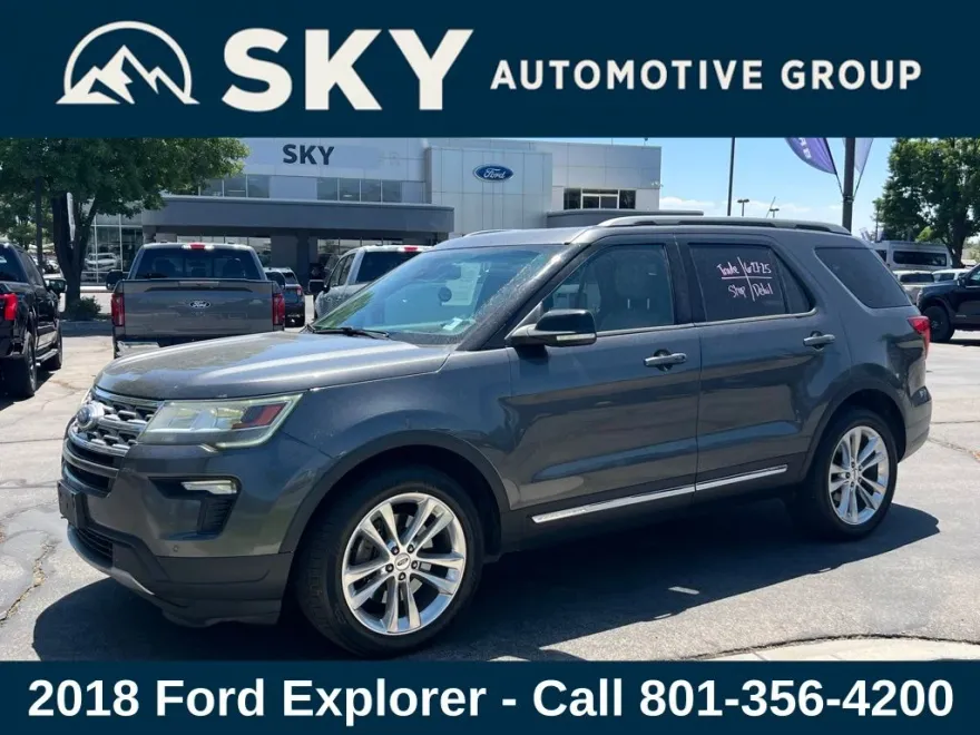 2018 Ford Explorer XLT photo 1