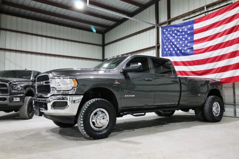 2020 Ram 3500 Tradesman photo 1