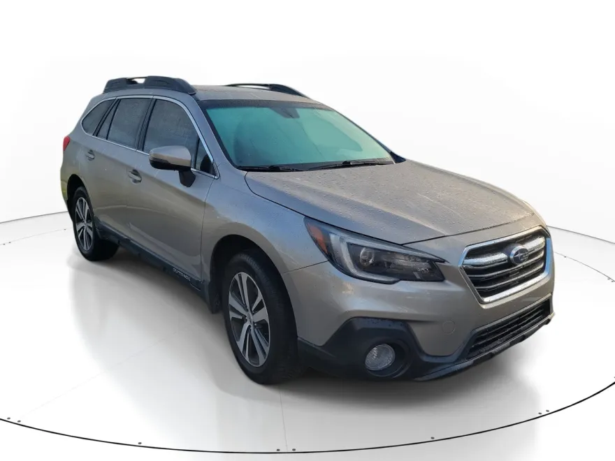 2019 Subaru Outback Limited photo 1