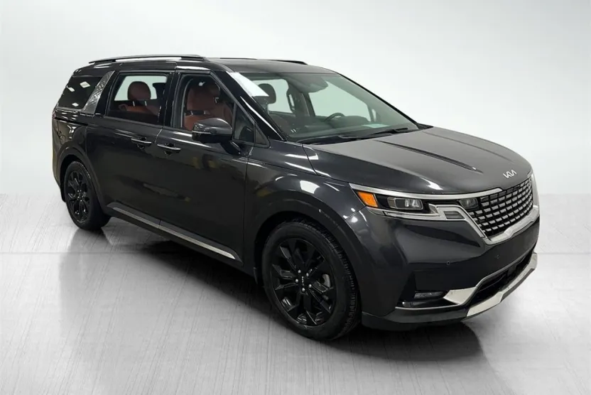 2023 Kia Carnival SX Prestige photo 1