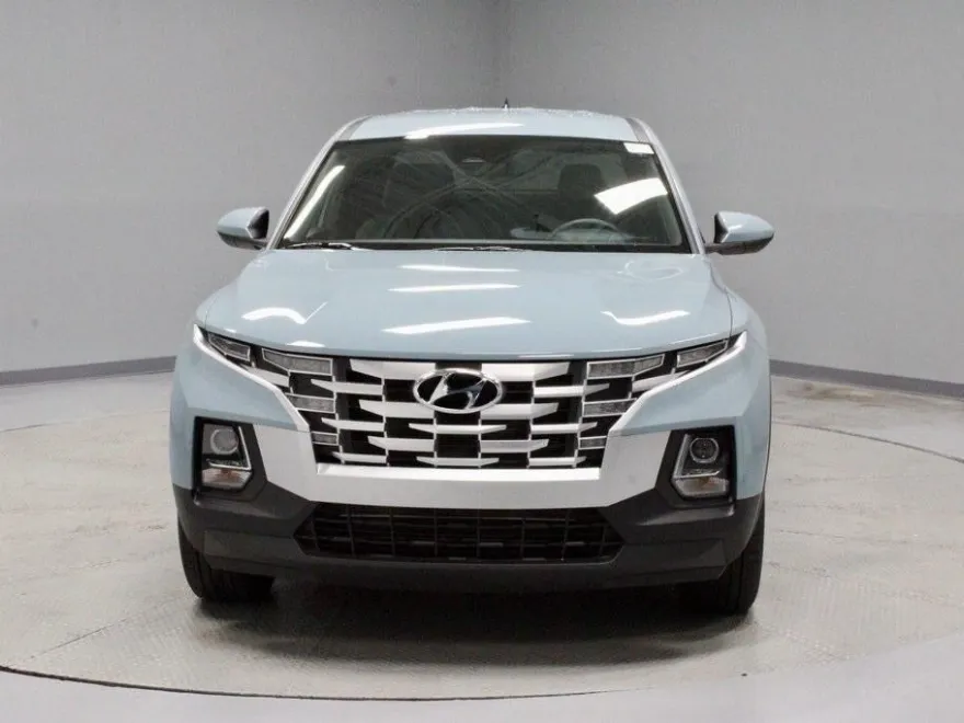 2023 Hyundai Santa Cruz SE photo 1