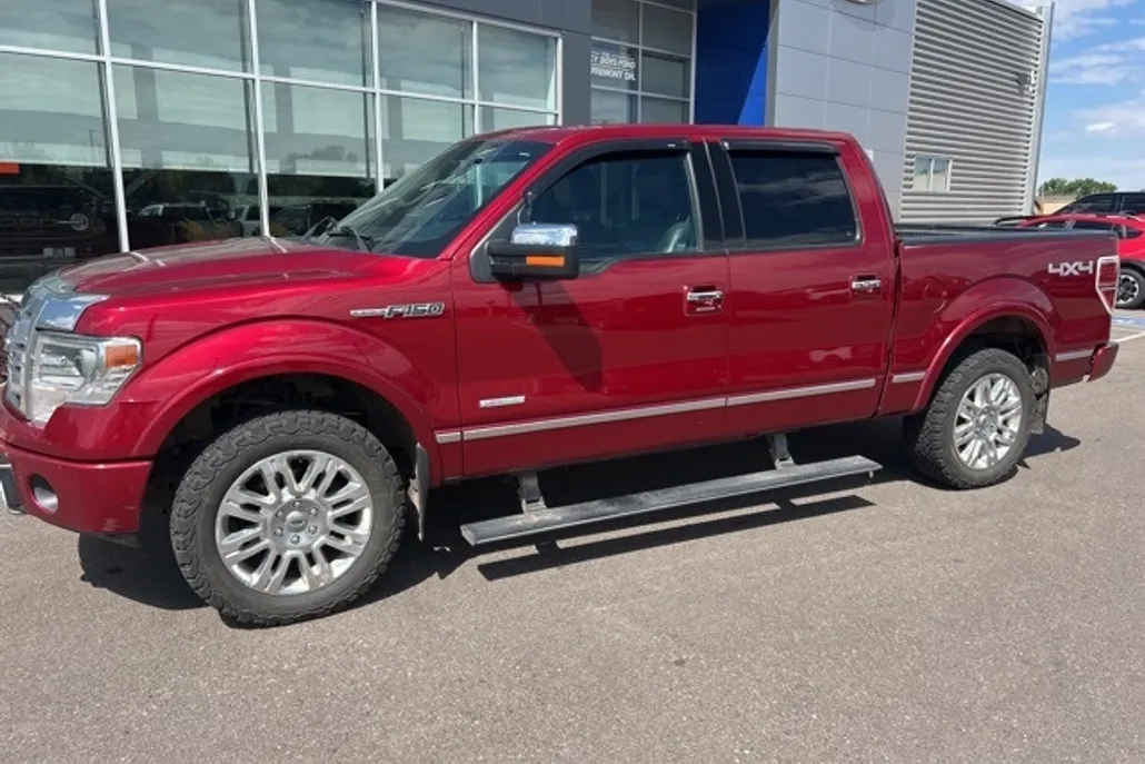 2013 Ford F-150 Platinum photo 1