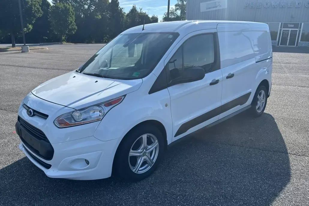 2018 Ford Transit Van XLT photo 1
