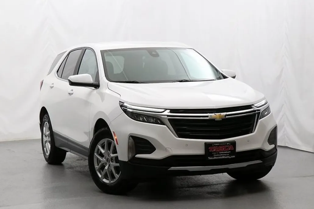 2022 Chevrolet Equinox LT photo 1