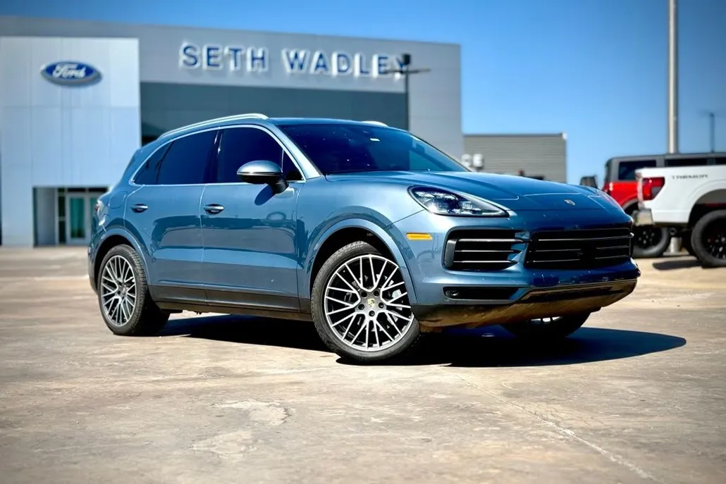 2020 Porsche Cayenne Base photo 1