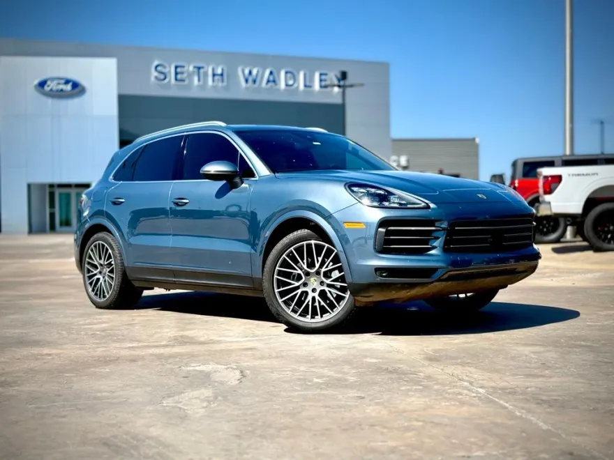 2020 Porsche Cayenne Base photo 1