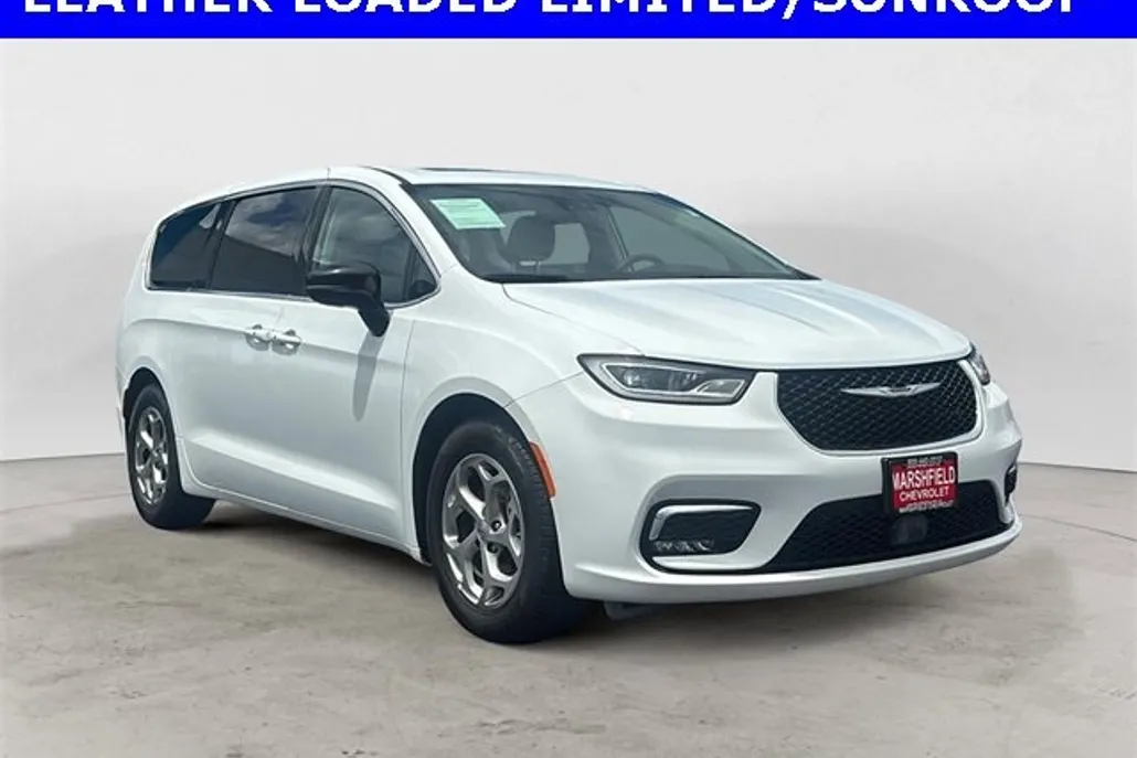 2024 Chrysler Pacifica Limited photo 1