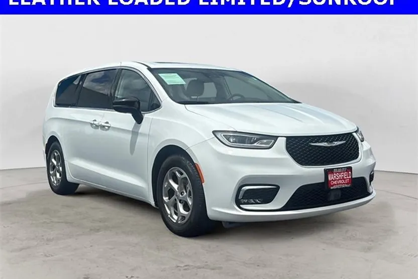 2024 Chrysler Pacifica Limited photo 1