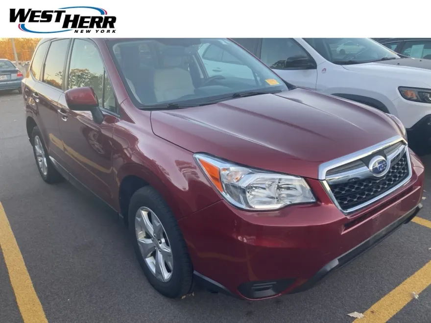 2015 Subaru Forester 2.5i Premium photo 1