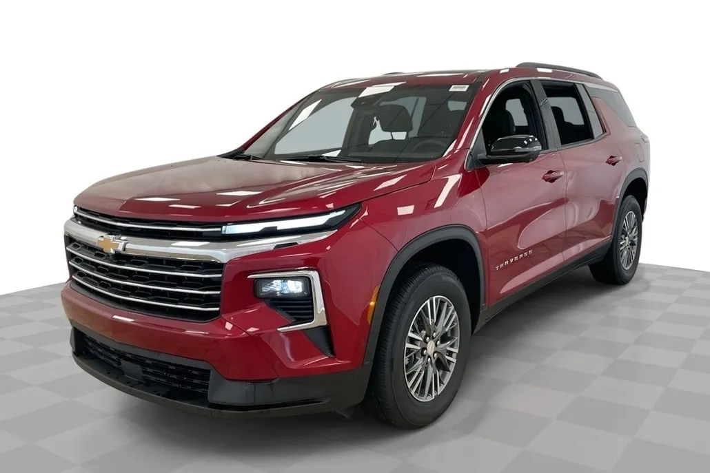 2025 Chevrolet Traverse photo 1