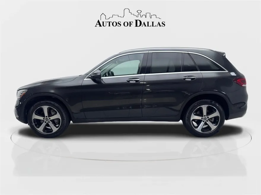2021 Mercedes Benz GLC 300 photo 1