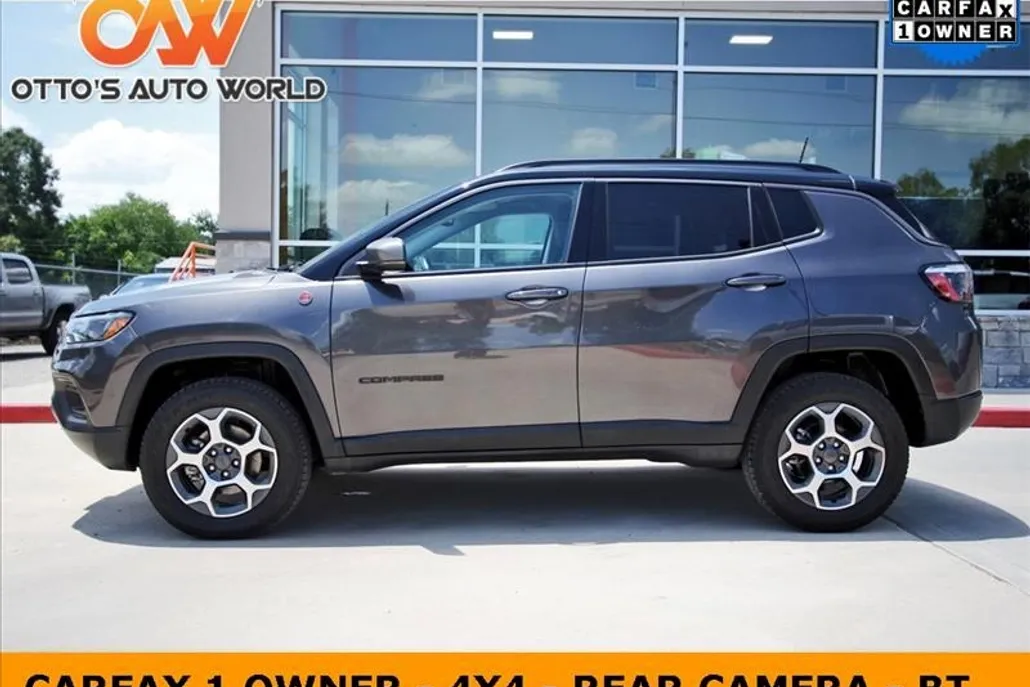 2022 Jeep Compass Trailhawk photo 1