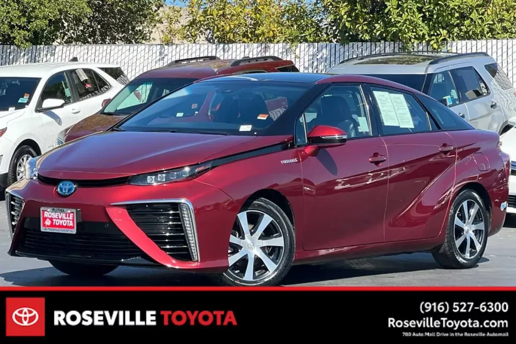 2020 Toyota Mirai Base photo 1