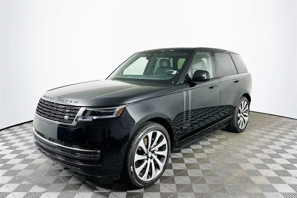 2025 Land Rover Range Rover SE photo 1