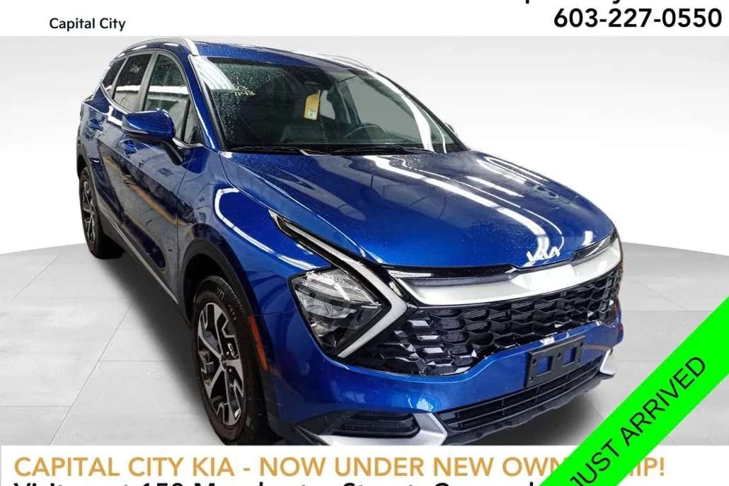 2023 Kia Sportage EX photo 1
